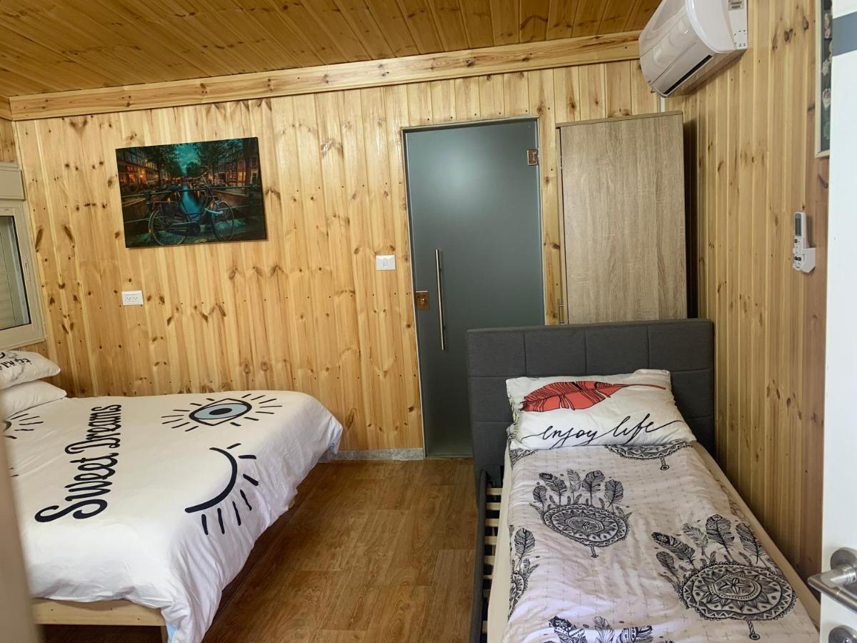 Ferienwohnung מפגש הדובדבן Buq'ata Exterior foto
